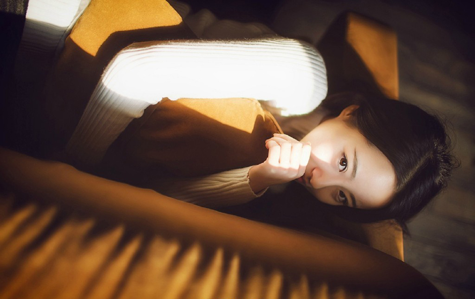 用一句话灭非诚勿扰所有女嘉宾的灯,俄希望娶一个处女。